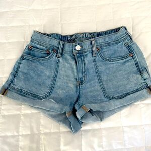 American Eagle Shorts! Size 4